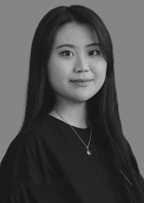 Kang Hyeonji
